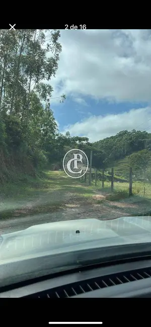 Chácara com 2 quartos à venda, 100m2 em Paraibuna - SP - imagem 2 Foto 2 de Chácara com 2 quartos à venda, 100m2 em Paraibuna - SP