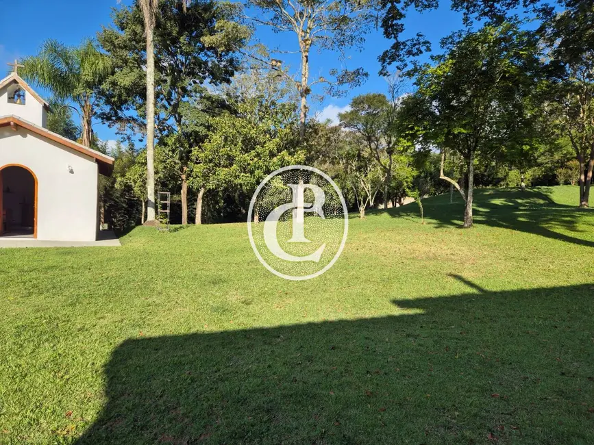 Sítio / Rancho com 4 quartos à venda, 300m2 em Paraibuna - SP - imagem 5 Foto 5 de Sítio / Rancho com 4 quartos à venda, 300m2 em Paraibuna - SP