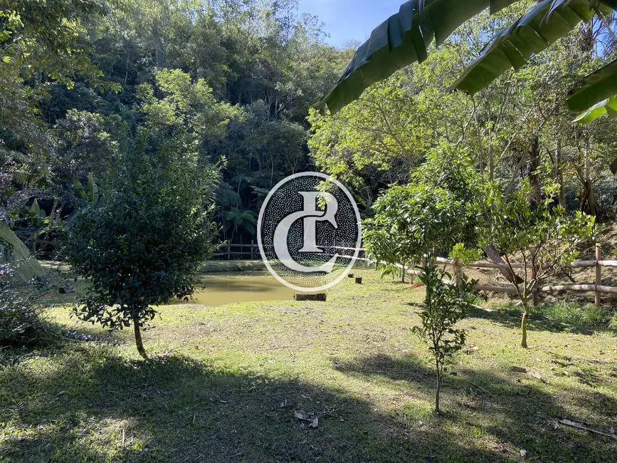 Foto 3 de Chácara com 3 quartos à venda, 2000m2 em Sao Jose Dos Campos - SP