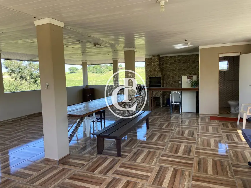 Foto 8 de Chácara com 3 quartos à venda, 1100m2 em Chácara Marambaia, Cacapava - SP