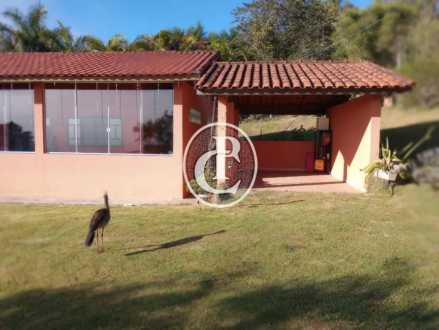 Chácara com 3 quartos à venda, 2000m2 em Paraibuna - SP - imagem 1 Foto 1 de Chácara com 3 quartos à venda, 2000m2 em Paraibuna - SP