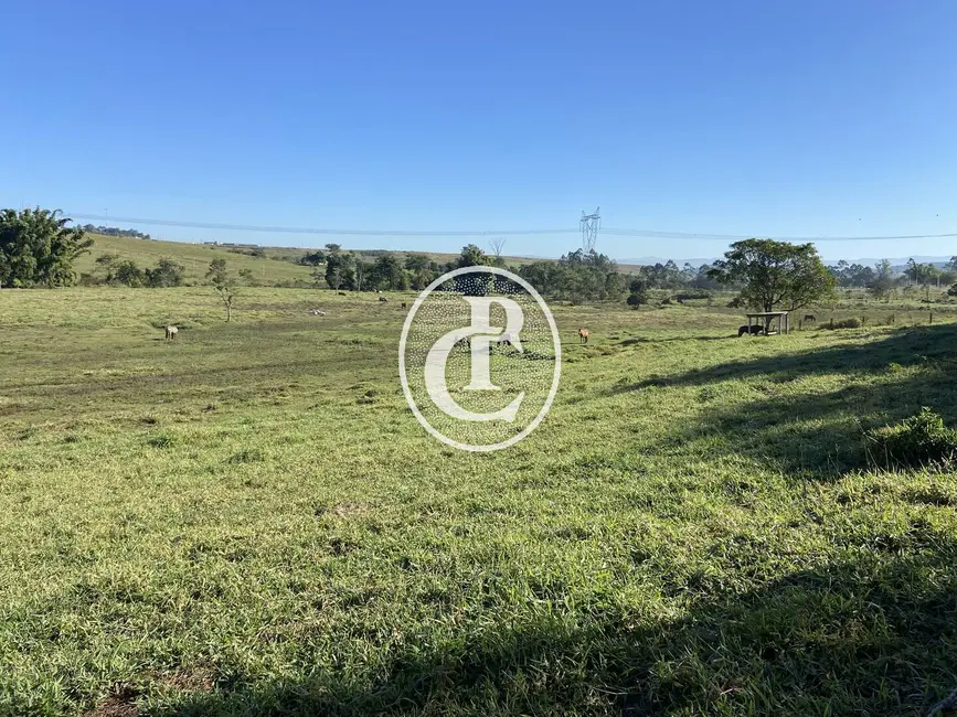 Foto 3 de Terreno / Lote à venda em Caçapava Velha, Cacapava - SP