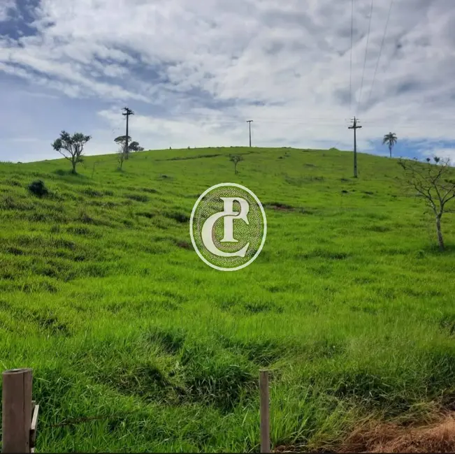 Foto 3 de Fazenda / Haras com 3 quartos à venda, 82m2 em Paraibuna - SP