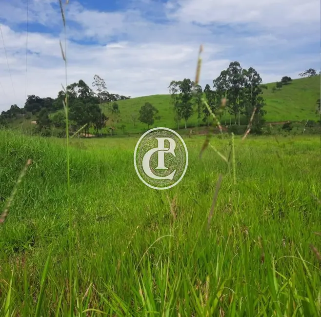 Foto 1 de Fazenda / Haras com 3 quartos à venda, 82m2 em Paraibuna - SP