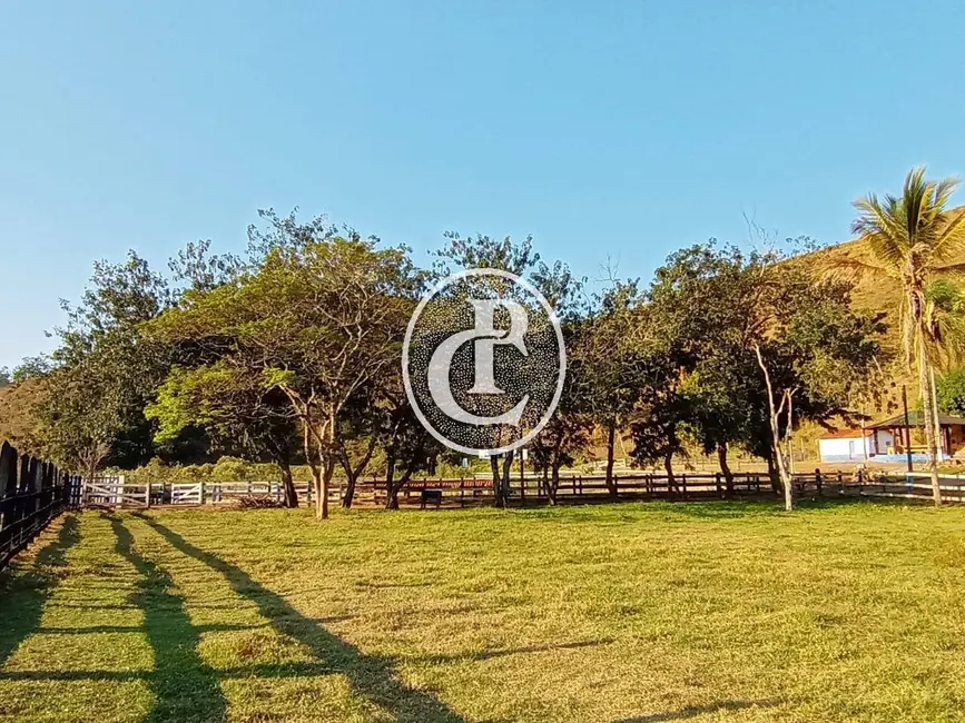 Foto 4 de Chácara com 4 quartos à venda, 175450m2 em Centro, Guaratingueta - SP