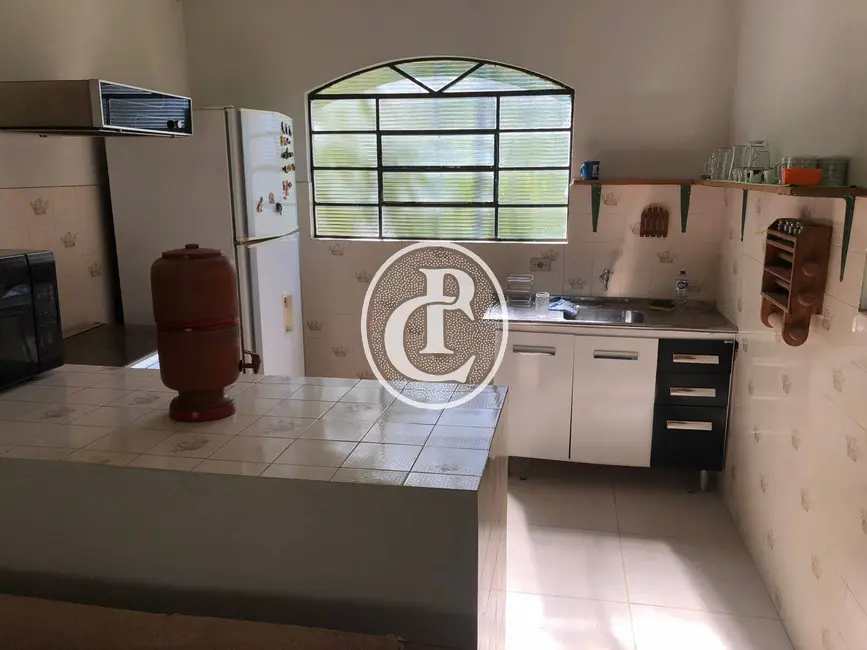 Chácara com 2 quartos à venda, 10000m2 em Chácara Marambaia, Cacapava - SP - imagem 4 Foto 4 de Chácara com 2 quartos à venda, 10000m2 em Chácara Marambaia, Cacapava - SP