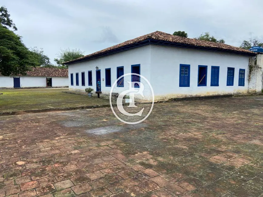 Foto 2 de Sítio / Rancho com 4 quartos à venda, 36m2 em Chácara Marambaia, Cacapava - SP