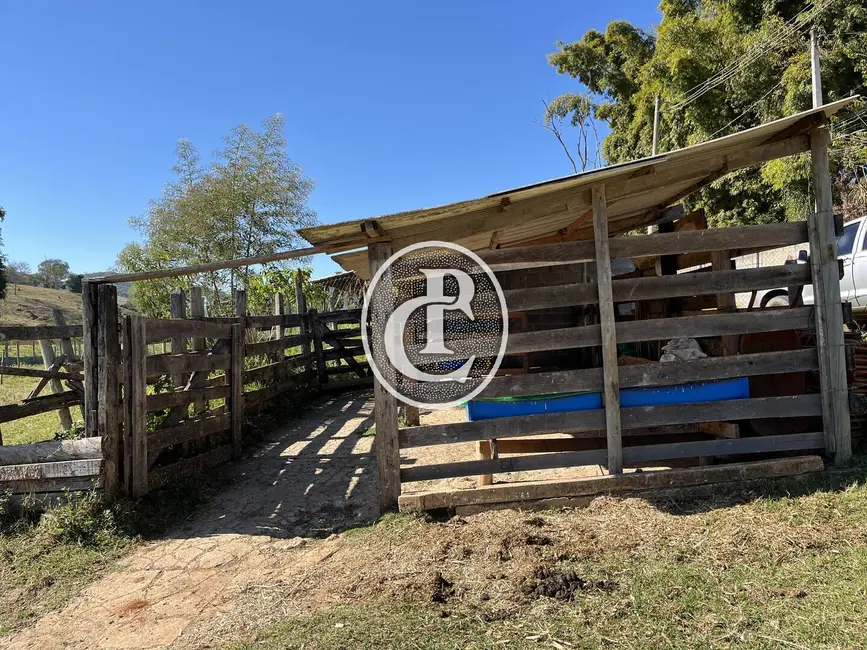 Foto 3 de Sítio / Rancho com 2 quartos à venda, 18150m2 em Centro, Taubate - SP