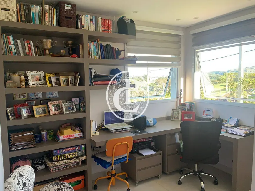 Casa de Condomínio com 3 quartos à venda, 1000m2 em Paraibuna - SP - imagem 9 Foto 9 de Casa de Condomínio com 3 quartos à venda, 1000m2 em Paraibuna - SP
