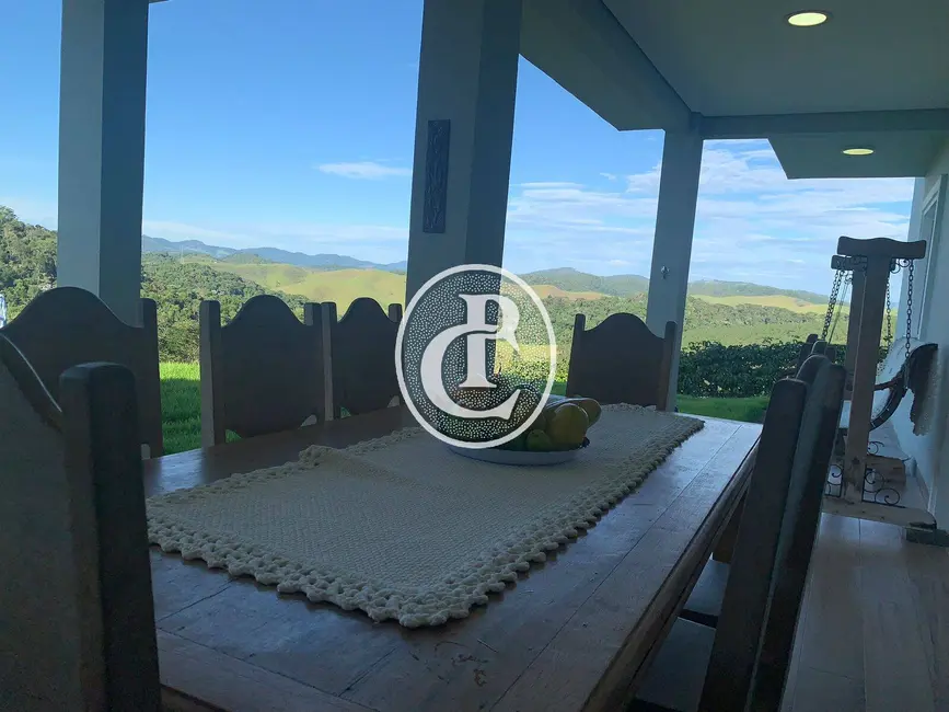 Casa de Condomínio com 3 quartos à venda, 1000m2 em Paraibuna - SP - imagem 6 Foto 6 de Casa de Condomínio com 3 quartos à venda, 1000m2 em Paraibuna - SP