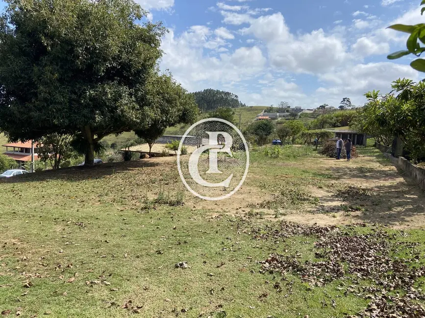 Chácara com 1 quarto à venda, 3000m2 em Chácara Marambaia, Cacapava - SP - imagem 6 Foto 6 de Chácara com 1 quarto à venda, 3000m2 em Chácara Marambaia, Cacapava - SP