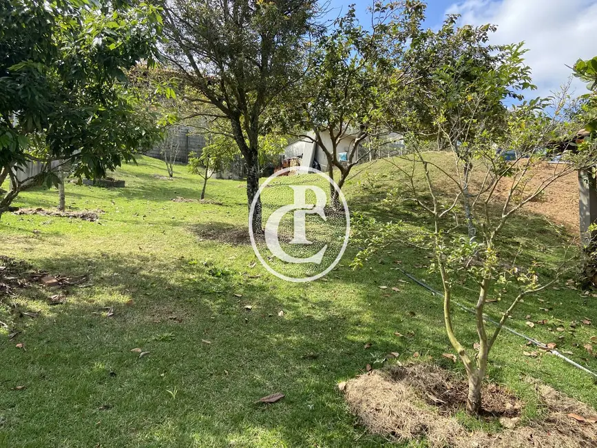 Chácara com 1 quarto à venda, 3000m2 em Chácara Marambaia, Cacapava - SP - imagem 2 Foto 2 de Chácara com 1 quarto à venda, 3000m2 em Chácara Marambaia, Cacapava - SP