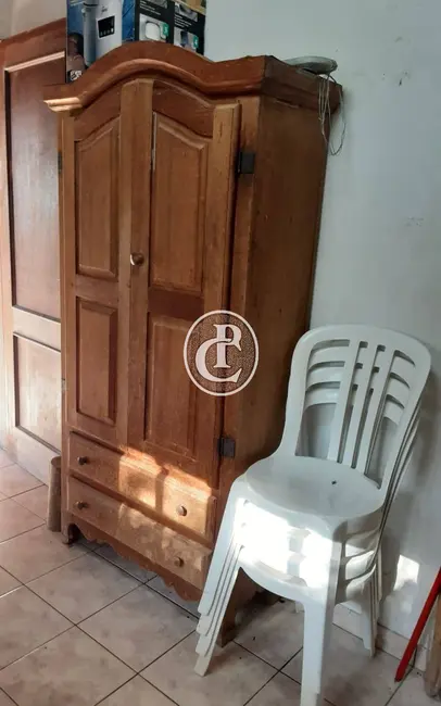 Chácara com 3 quartos à venda, 200m2 em Paraibuna - SP - imagem 4 Foto 4 de Chácara com 3 quartos à venda, 200m2 em Paraibuna - SP