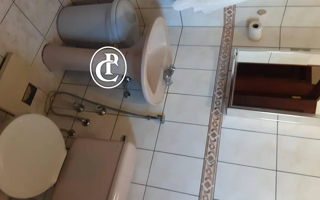 Chácara com 3 quartos à venda, 200m2 em Paraibuna - SP - imagem 7 Foto 7 de Chácara com 3 quartos à venda, 200m2 em Paraibuna - SP