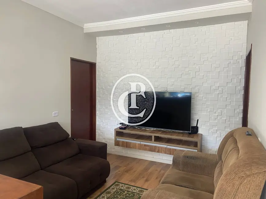 Foto 2 de Casa com 2 quartos à venda, 300m2 em Sao Jose Dos Campos - SP