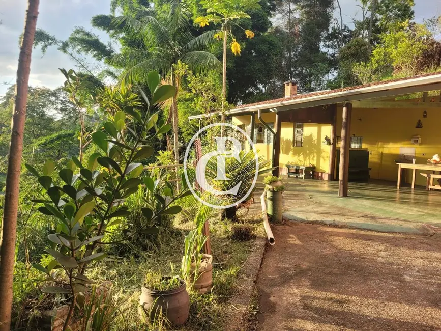 Chácara com 3 quartos à venda, 5000m2 em Jambeiro - SP - imagem 4 Foto 4 de Chácara com 3 quartos à venda, 5000m2 em Jambeiro - SP