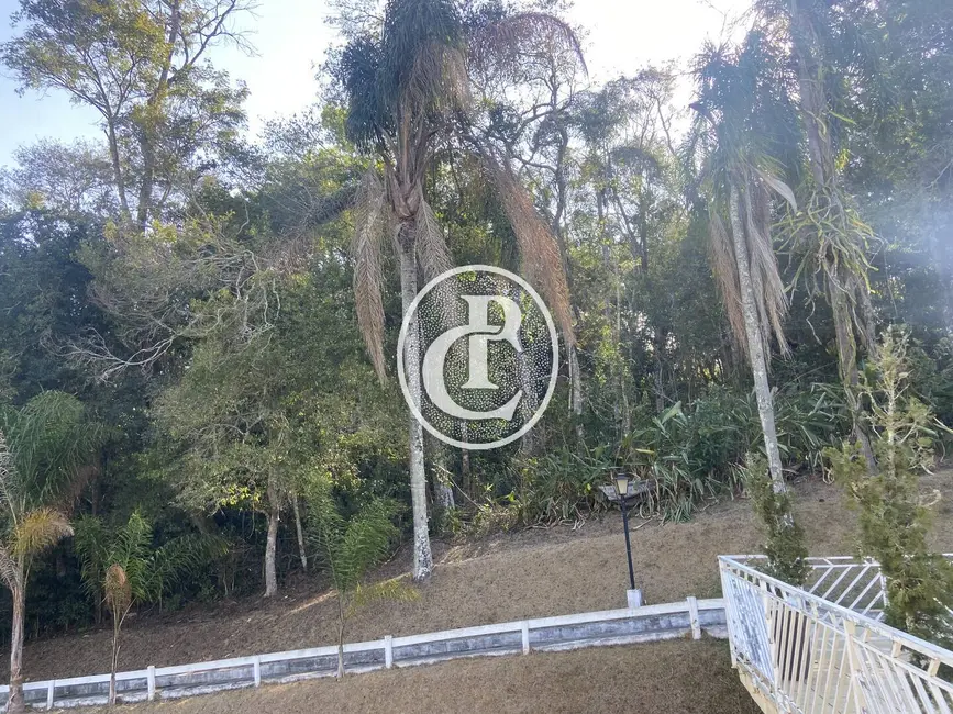 Chácara com 7 quartos à venda, 19000m2 em Paraibuna - SP - imagem 8 Foto 8 de Chácara com 7 quartos à venda, 19000m2 em Paraibuna - SP