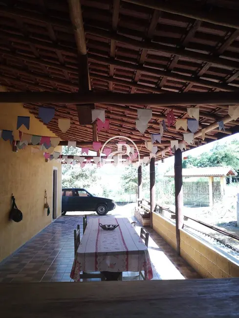 Chácara com 2 quartos à venda, 200m2 em Paraibuna - SP - imagem 6 Foto 6 de Chácara com 2 quartos à venda, 200m2 em Paraibuna - SP