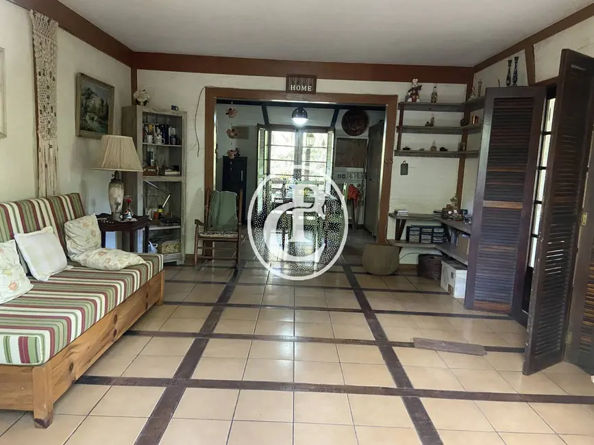 Chácara com 4 quartos à venda, 36000m2 em Jacarei - SP - imagem 8 Foto 8 de Chácara com 4 quartos à venda, 36000m2 em Jacarei - SP