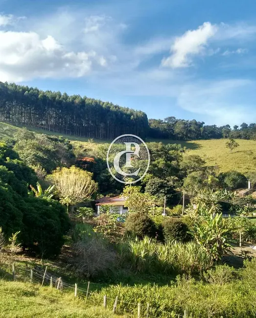 Chácara com 4 quartos à venda, 281m2 em Paraibuna - SP - imagem 2 Foto 2 de Chácara com 4 quartos à venda, 281m2 em Paraibuna - SP