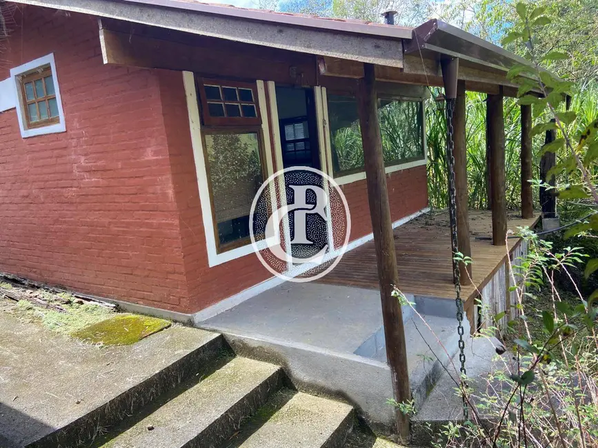 Chácara com 5 quartos à venda, 350m2 em Sao Jose Dos Campos - SP - imagem 3 Foto 3 de Chácara com 5 quartos à venda, 350m2 em Sao Jose Dos Campos - SP
