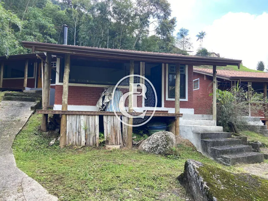 Chácara com 5 quartos à venda, 350m2 em Sao Jose Dos Campos - SP - imagem 4 Foto 4 de Chácara com 5 quartos à venda, 350m2 em Sao Jose Dos Campos - SP