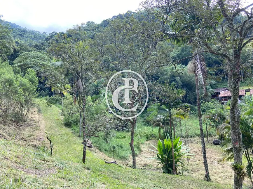 Chácara com 5 quartos à venda, 350m2 em Sao Jose Dos Campos - SP - imagem 5 Foto 5 de Chácara com 5 quartos à venda, 350m2 em Sao Jose Dos Campos - SP