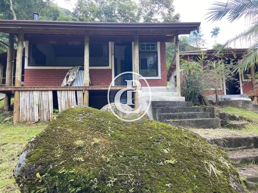Chácara com 5 quartos à venda, 350m2 em Sao Jose Dos Campos - SP - imagem 6 Foto 6 de Chácara com 5 quartos à venda, 350m2 em Sao Jose Dos Campos - SP