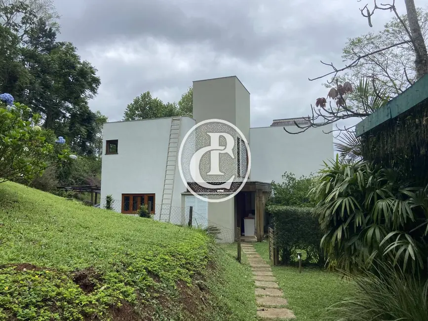 Chácara com 3 quartos à venda, 24000m2 em Sao Jose Dos Campos - SP - imagem 5 Foto 5 de Chácara com 3 quartos à venda, 24000m2 em Sao Jose Dos Campos - SP