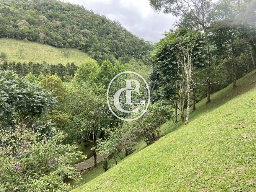Chácara com 3 quartos à venda, 24000m2 em Sao Jose Dos Campos - SP - imagem 6 Foto 6 de Chácara com 3 quartos à venda, 24000m2 em Sao Jose Dos Campos - SP