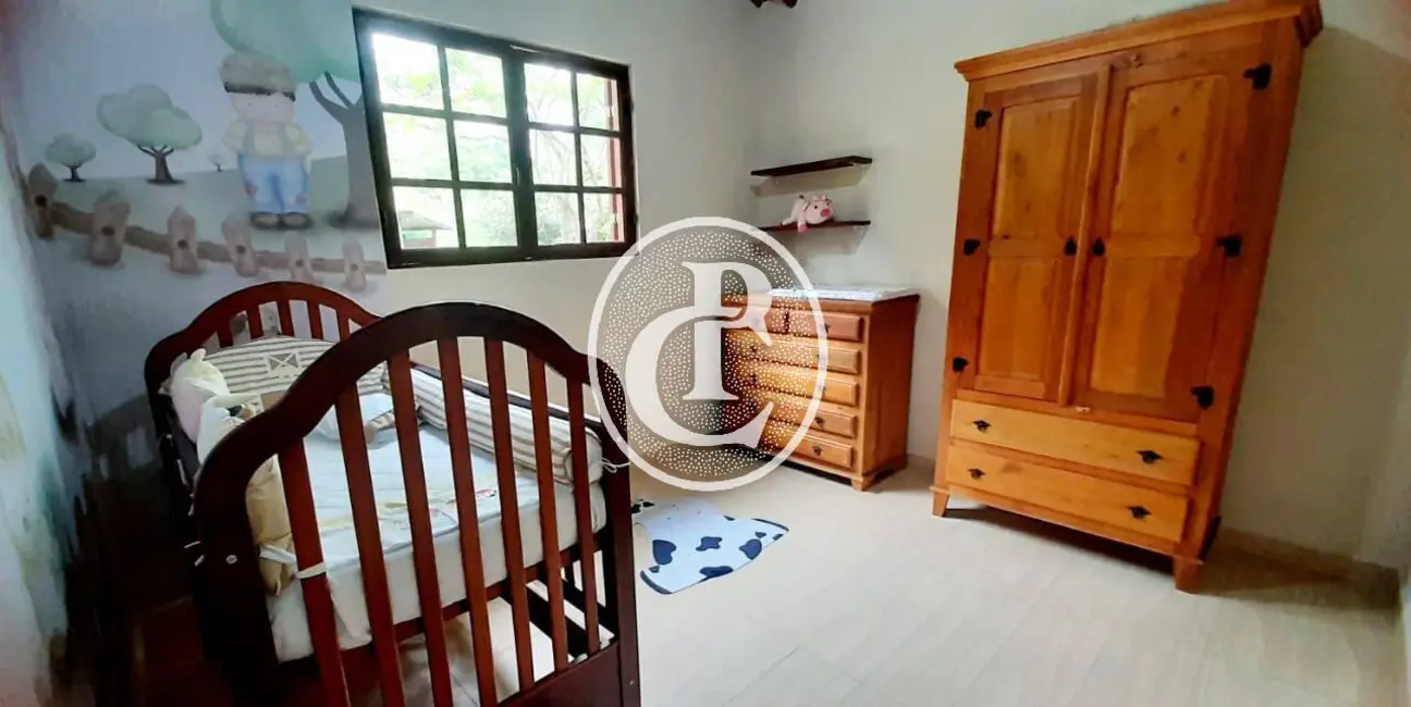 Chácara com 2 quartos à venda, 350m2 em Paraibuna - SP - imagem 2 Foto 2 de Chácara com 2 quartos à venda, 350m2 em Paraibuna - SP