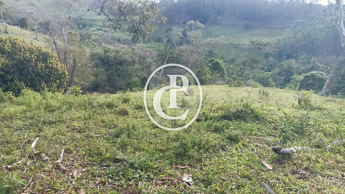 Foto 11 de Chácara à venda em Paraibuna - SP