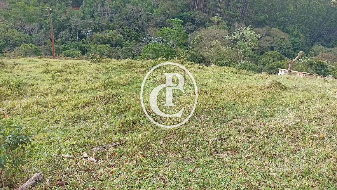 Foto 12 de Chácara à venda em Paraibuna - SP