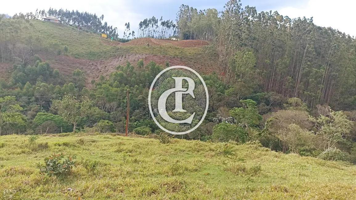 Foto 10 de Chácara à venda em Paraibuna - SP