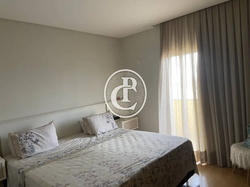 Casa com 3 quartos à venda, 180m2 em Sao Jose Dos Campos - SP - imagem 8 Foto 8 de Casa com 3 quartos à venda, 180m2 em Sao Jose Dos Campos - SP