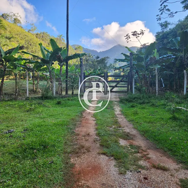 Foto 8 de Sítio / Rancho com 3 quartos à venda, 180m2 em Estiva, Taubate - SP