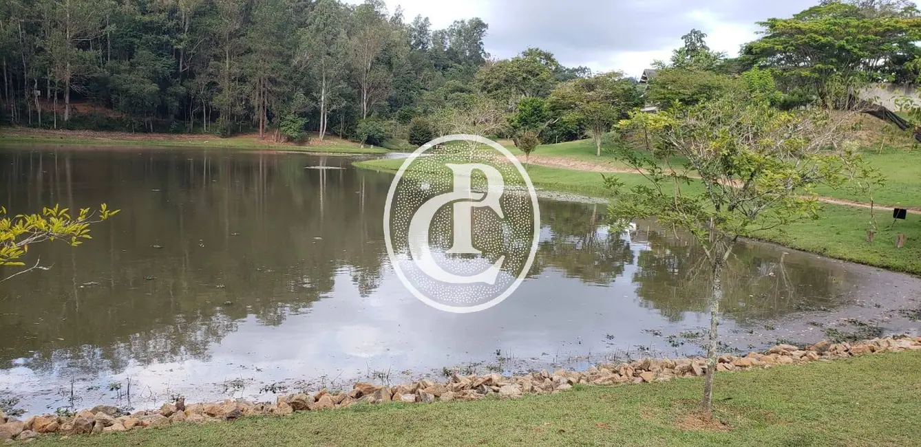 Foto 2 de Terreno / Lote à venda, 1750m2 em Jambeiro - SP