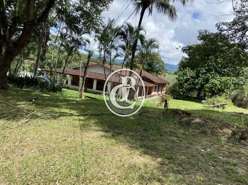 Chácara com 3 quartos à venda, 5400m2 em Boa Vista, Cacapava - SP - imagem 1 Foto 1 de Chácara com 3 quartos à venda, 5400m2 em Boa Vista, Cacapava - SP