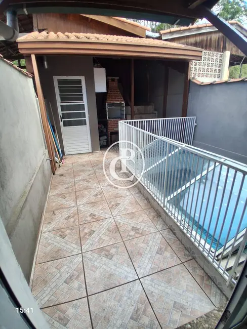 Chácara com 3 quartos à venda, 125m2 em Paraibuna - SP - imagem 8 Foto 8 de Chácara com 3 quartos à venda, 125m2 em Paraibuna - SP
