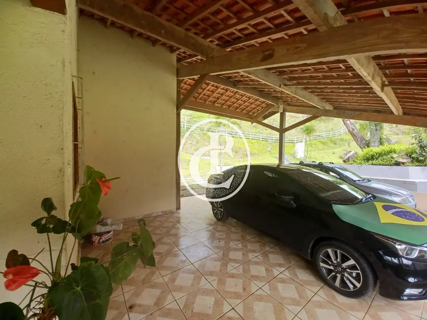 Sítio / Rancho com 3 quartos à venda, 450m2 em Sao Jose Dos Campos - SP - imagem 9 Foto 9 de Sítio / Rancho com 3 quartos à venda, 450m2 em Sao Jose Dos Campos - SP