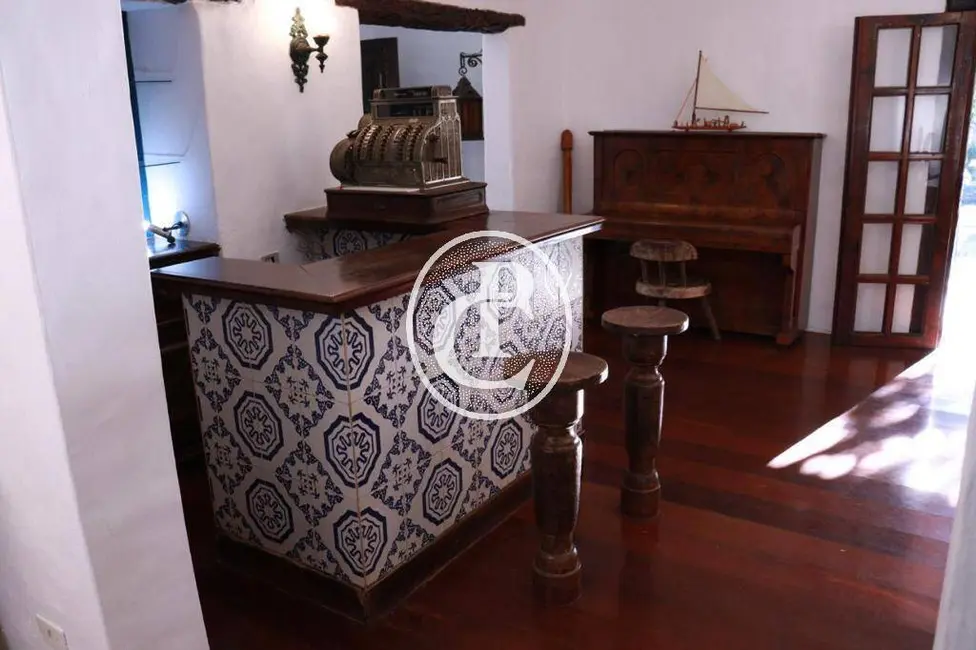 Sítio / Rancho com 4 quartos à venda, 250m2 em Sao Jose Dos Campos - SP - imagem 5 Foto 5 de Sítio / Rancho com 4 quartos à venda, 250m2 em Sao Jose Dos Campos - SP