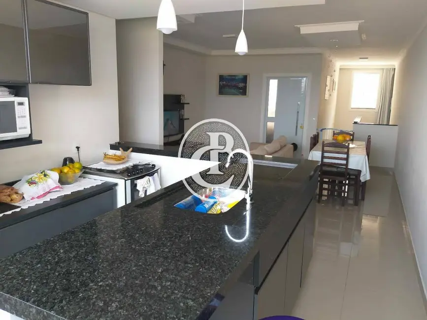 Casa com 2 quartos à venda, 141m2 em Centro, Paraibuna - SP - imagem 5 Foto 5 de Casa com 2 quartos à venda, 141m2 em Centro, Paraibuna - SP