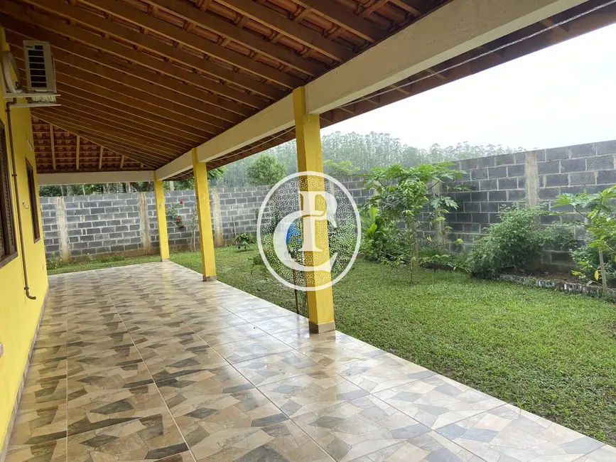 Chácara com 3 quartos à venda, 11500m2 em Sao Jose Dos Campos - SP - imagem 2 Foto 2 de Chácara com 3 quartos à venda, 11500m2 em Sao Jose Dos Campos - SP