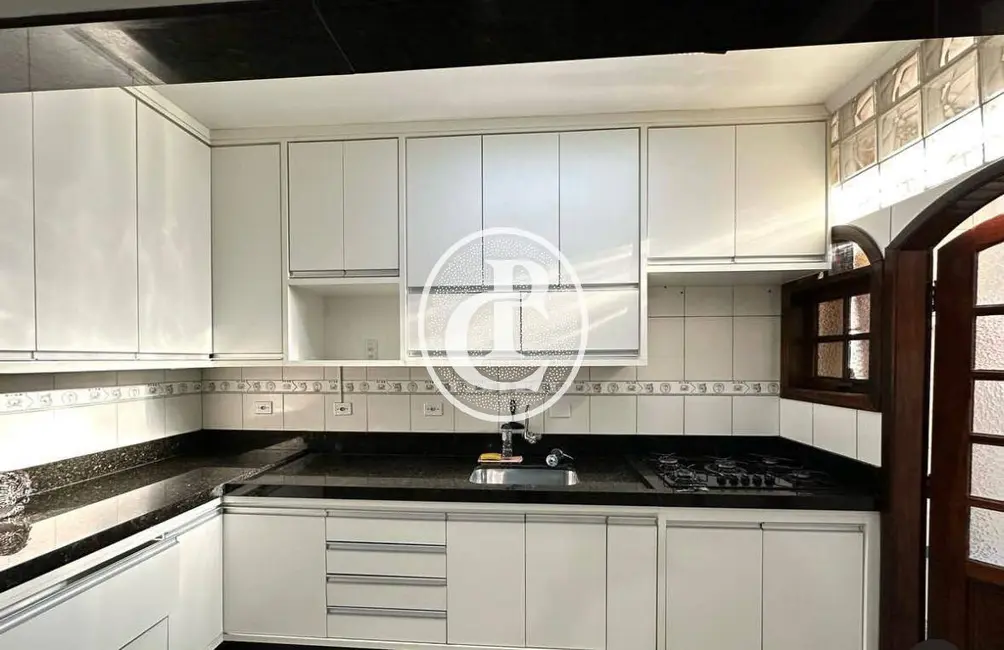 Casa com 4 quartos à venda em Sao Jose Dos Campos - SP - imagem 5 Foto 5 de Casa com 4 quartos à venda em Sao Jose Dos Campos - SP