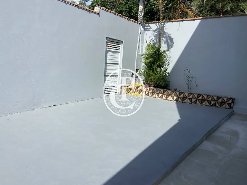 Casa com 3 quartos à venda, 300m2 em Balneário Gardem Mar, Caraguatatuba - SP - imagem 6 Foto 6 de Casa com 3 quartos à venda, 300m2 em Balneário Gardem Mar, Caraguatatuba - SP