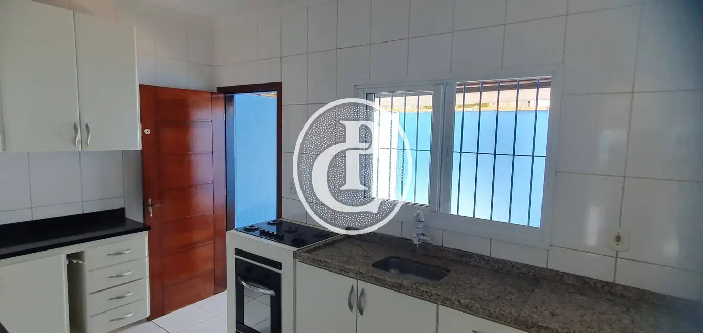 Foto 2 de Casa com 3 quartos à venda e para alugar, 111m2 em Pontal de Santa Marina, Caraguatatuba - SP