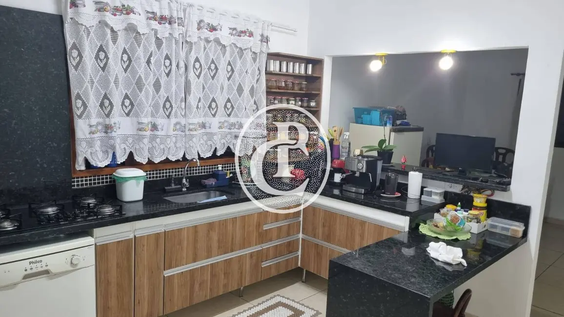 Foto 2 de Casa com 3 quartos à venda, 95m2 em Sao Jose Dos Campos - SP