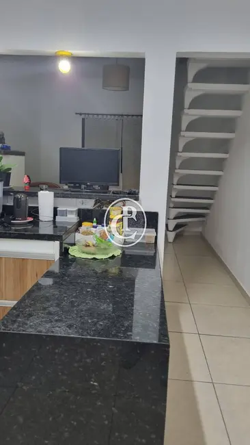 Foto 6 de Casa com 3 quartos à venda, 95m2 em Sao Jose Dos Campos - SP
