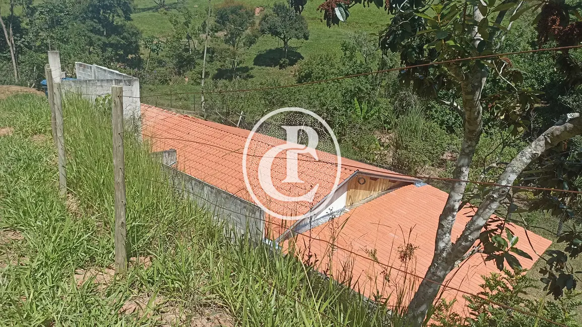 Chácara com 2 quartos à venda, 200m2 em Paraibuna - SP - imagem 8 Foto 8 de Chácara com 2 quartos à venda, 200m2 em Paraibuna - SP