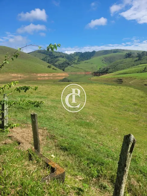 Sítio / Rancho com 3 quartos à venda, 317200m2 em Sao Jose Dos Campos - SP - imagem 1 Foto 1 de Sítio / Rancho com 3 quartos à venda, 317200m2 em Sao Jose Dos Campos - SP